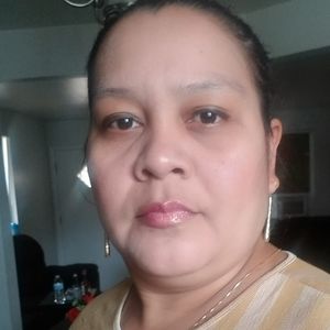 Meet your Posher, Marlen flores